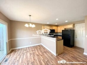 2004 63rd St in Windsor Heights, IA - Building Photo - Building Photo