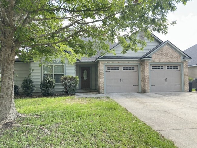 property at 4024 Glen Laurel Dr N