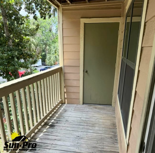 1401 S Palmetto Ave in Daytona Beach, FL - Building Photo - Building Photo