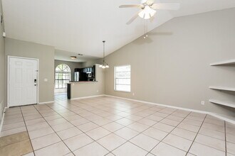 1027 Covington St in Oviedo, FL - Building Photo - Building Photo
