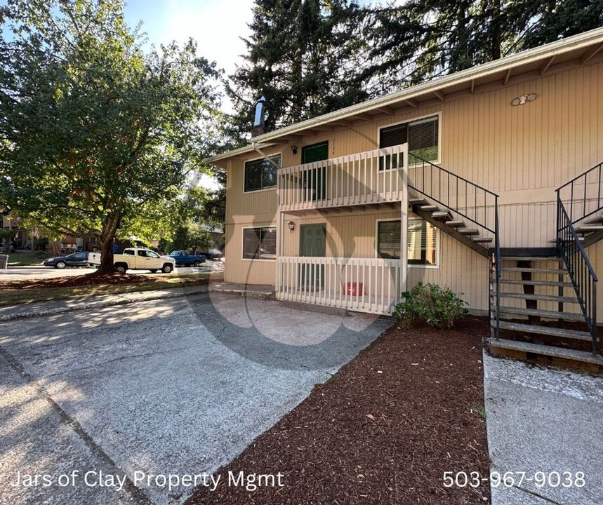 2151-2155 National Ct SE in Salem, OR - Building Photo