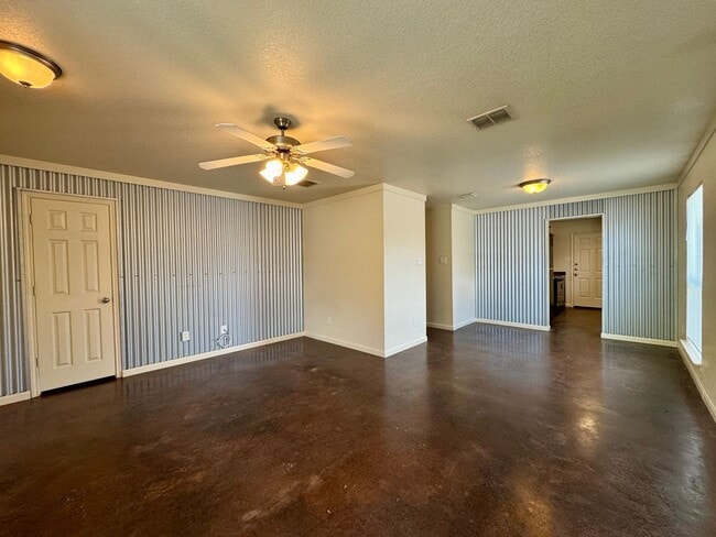 1305 Chapelwood Dr in Waco, TX - Building Photo - Building Photo