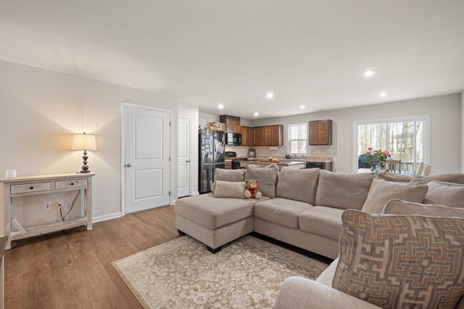 71 Southwind Dr in Blackwood, NJ - Foto de edificio - Building Photo