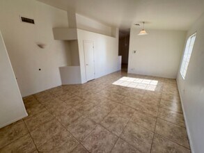 1092 S Desert Senna Loop in Tucson, AZ - Building Photo - Building Photo