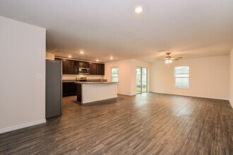 187 Blackstone Dr in Ft. Myers, FL - Building Photo - Building Photo