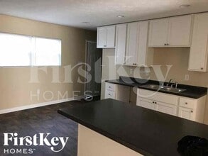 3446 Maura Ct in Indianapolis, IN - Foto de edificio - Building Photo