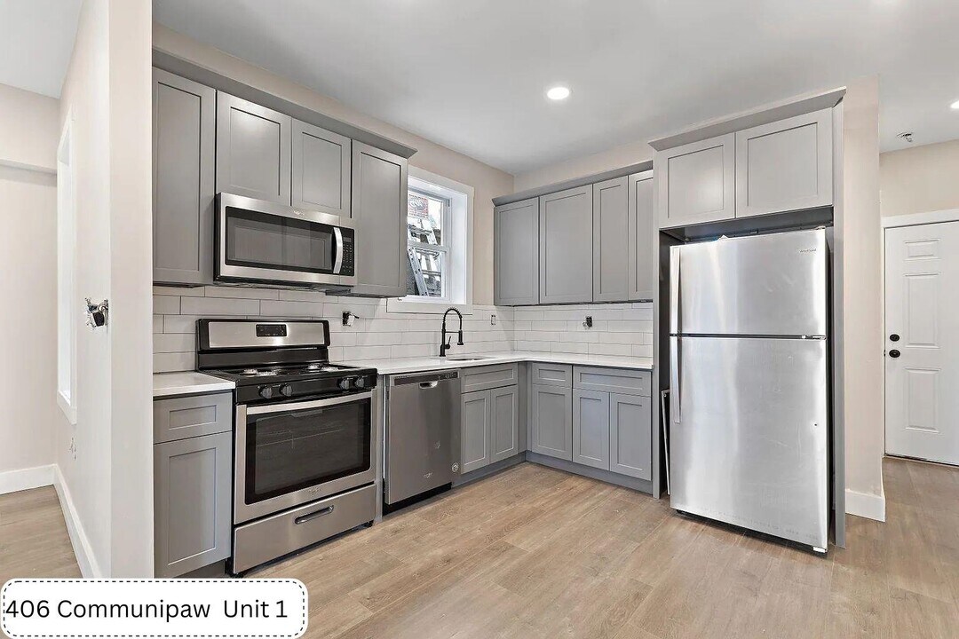 406 Communipaw Ave in Jersey City, NJ - Building Photo