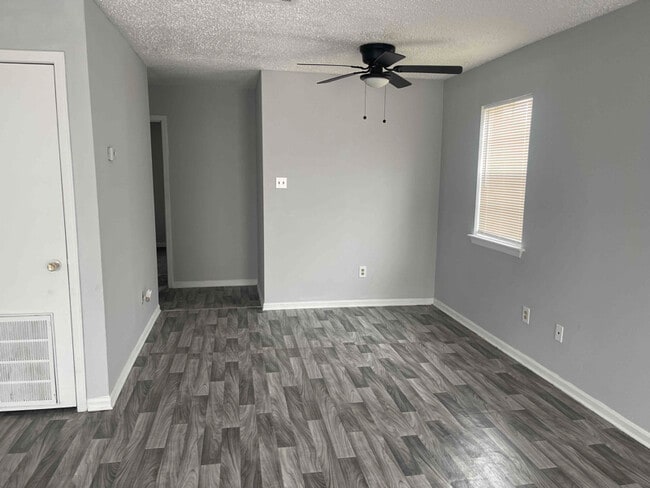406 Scotsdale St in Lafayette, LA - Building Photo - Building Photo