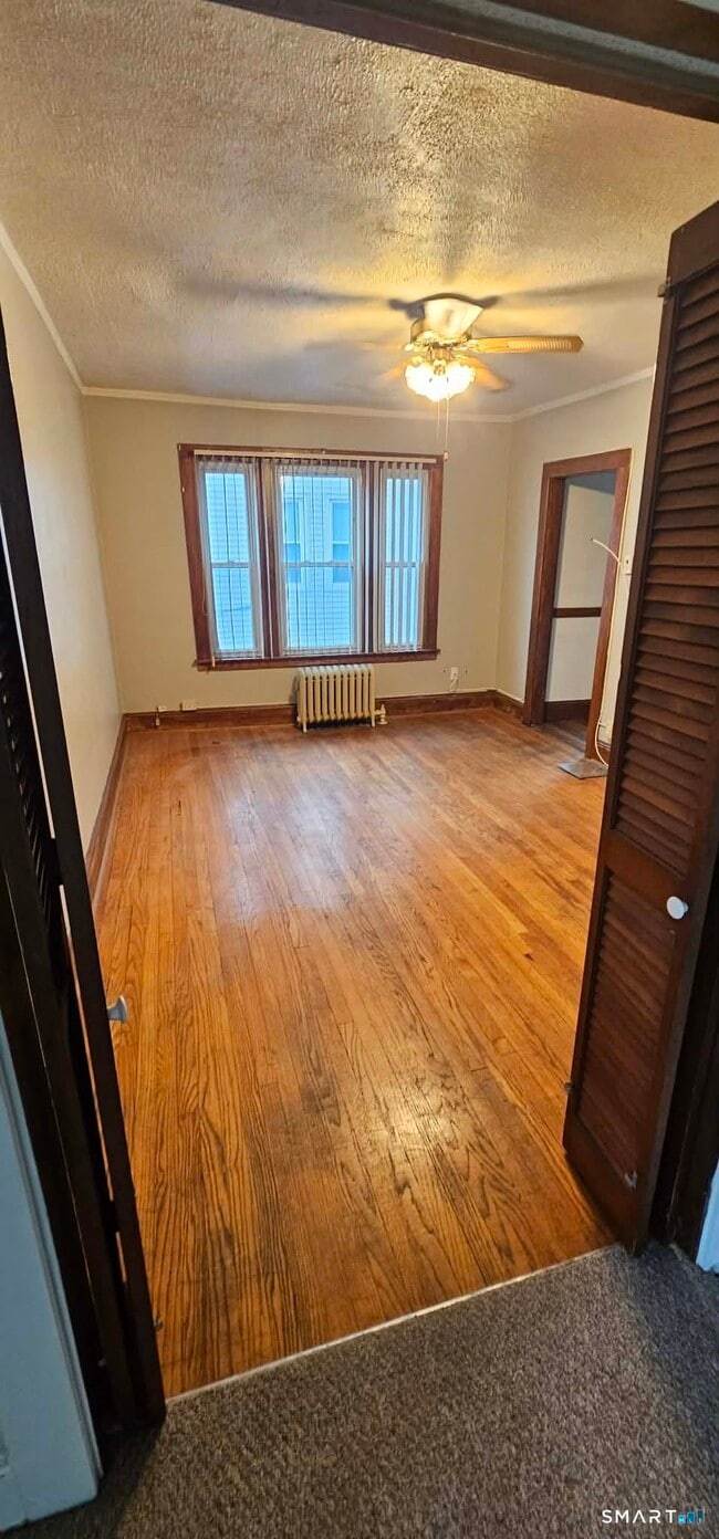 63 Brooklawn St in New Britain, CT - Building Photo - Building Photo