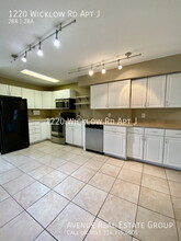 1220 Wicklow Rd in Ballwin, MO - Building Photo - Building Photo