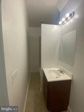 6022 Market St in Philadelphia, PA - Building Photo - Building Photo