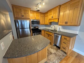 2507 Bryant Ave S in Minneapolis, MN - Building Photo - Building Photo