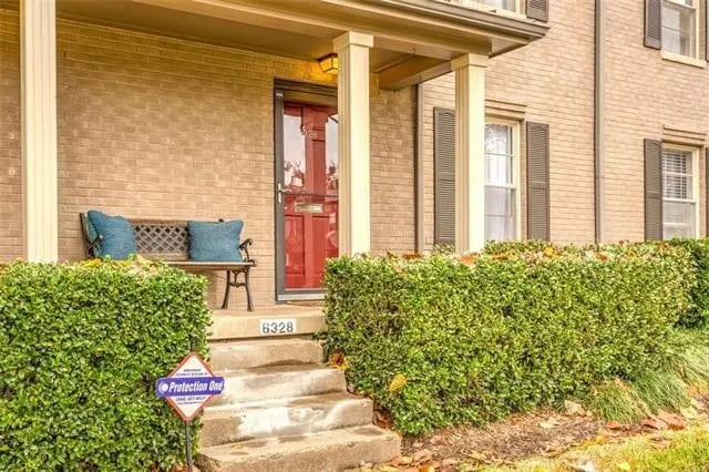 property at 6328 Bordeaux Ave