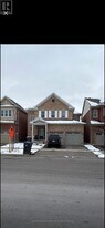 579 Edenbrook Hill Dr in Brampton, ON - Building Photo