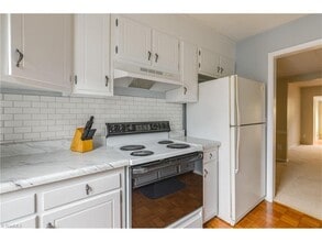 3920 Valley Ct in Winston-Salem, NC - Building Photo - Building Photo