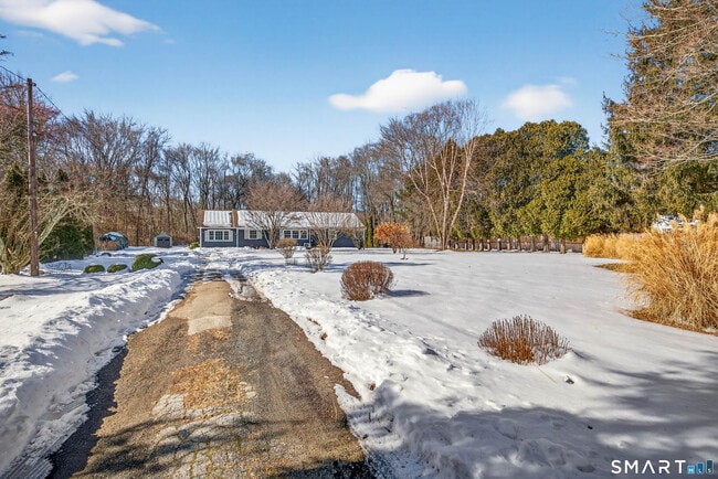 5 Stoneleigh Knoll in Old Lyme, CT - Building Photo - Building Photo