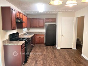 4521 Dons Ct SW in Mableton, GA - Foto de edificio - Building Photo