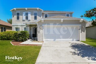300 Aster Dr in Davenport, FL - Building Photo