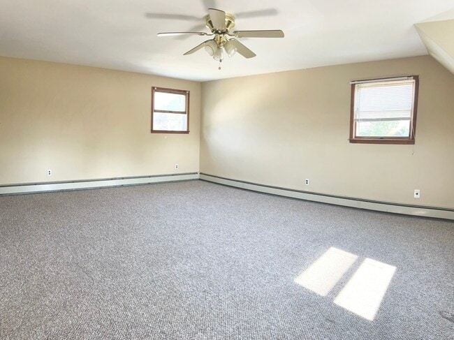 148 Clement Ave in Elmont, NY - Building Photo - Building Photo