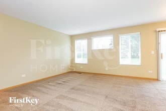 3610 Forestview Dr in Joliet, IL - Building Photo - Building Photo