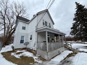 97 Fairgrove St in Pontiac, MI - Building Photo - Building Photo