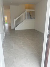 2746 SE 24th Terrace in Homestead, FL - Building Photo - Building Photo