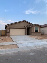 17751 W Daley Ln in Surprise, AZ - Building Photo - Building Photo