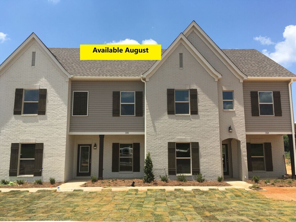 612 Scoggins Cove in Oxford, MS - Building Photo