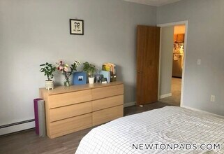 175 Adams St, Unit 43 in Newton, MA - Building Photo - Building Photo