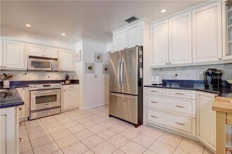 2395 6th Ave SW in Largo, FL - Building Photo - Building Photo