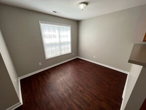 2805 Herndon Village Way in Raleigh, NC - Building Photo - Building Photo