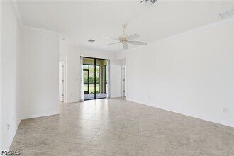 14228 Vindel Cir in Ft. Myers, FL - Building Photo - Building Photo