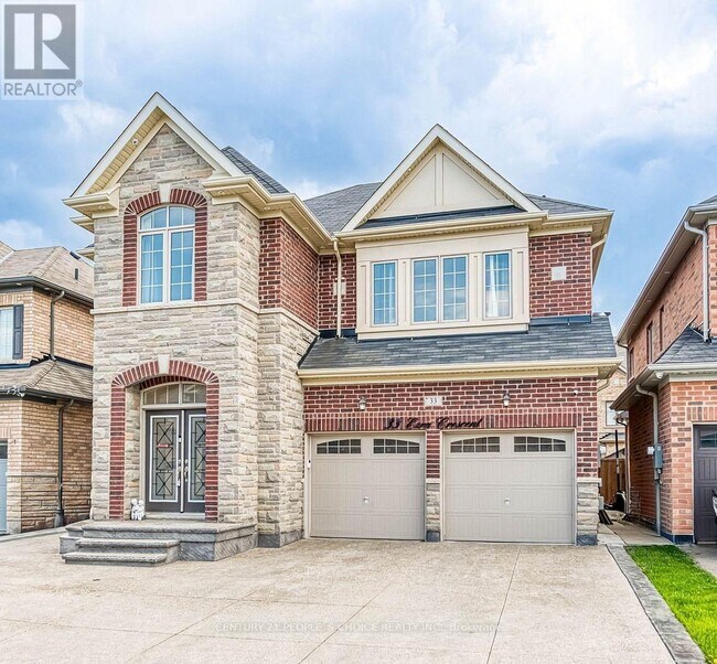 property at 33 Ezra Cres