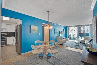 2501 S Ocean Dr in Hollywood, FL - Building Photo - Building Photo