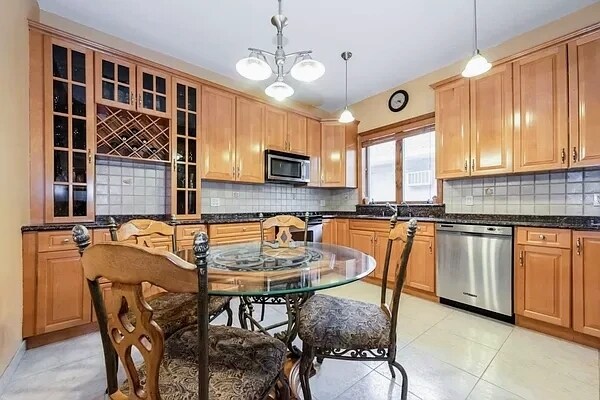 2344 81st St in Brooklyn, NY - Building Photo - Building Photo