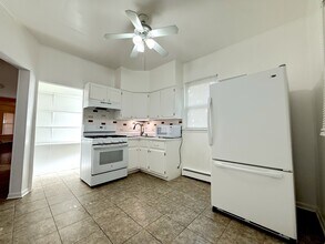 2308 N Monticello Ave in Chicago, IL - Foto de edificio - Building Photo