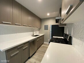 254 Normandie Ave in Los Angeles, CA - Building Photo - Building Photo