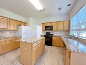 8205 Norwich Pl in Suwanee, GA - Building Photo - Building Photo