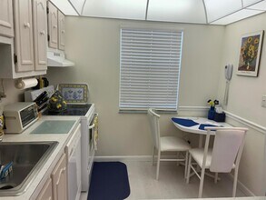 1 Abbey Ln, Unit 2030 in Delray Beach, FL - Building Photo - Building Photo