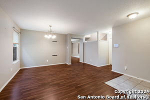 9422 San Fidel Rio in San Antonio, TX - Foto de edificio - Building Photo