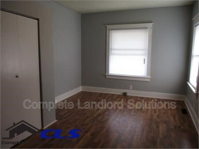 1233 S 10th St in Terre Haute, IN - Building Photo - Building Photo