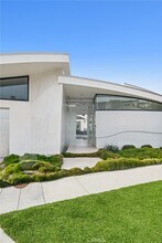 4607 Perham Rd in Newport Beach, CA - Building Photo - Building Photo