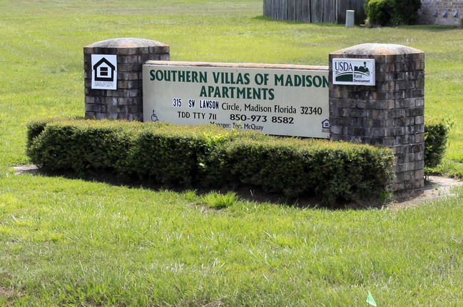 Southern Villa of Madison Apartments in Madison, FL - Foto de edificio - Building Photo