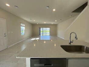 4563 Cypress Cay Wy in Kissimmee, FL - Building Photo - Building Photo