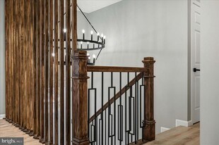 110 Elaine Dr in Winchester, VA - Building Photo