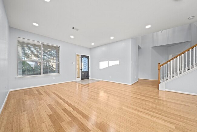 6323 Channelbrook Ln in Spring, TX - Building Photo - Building Photo