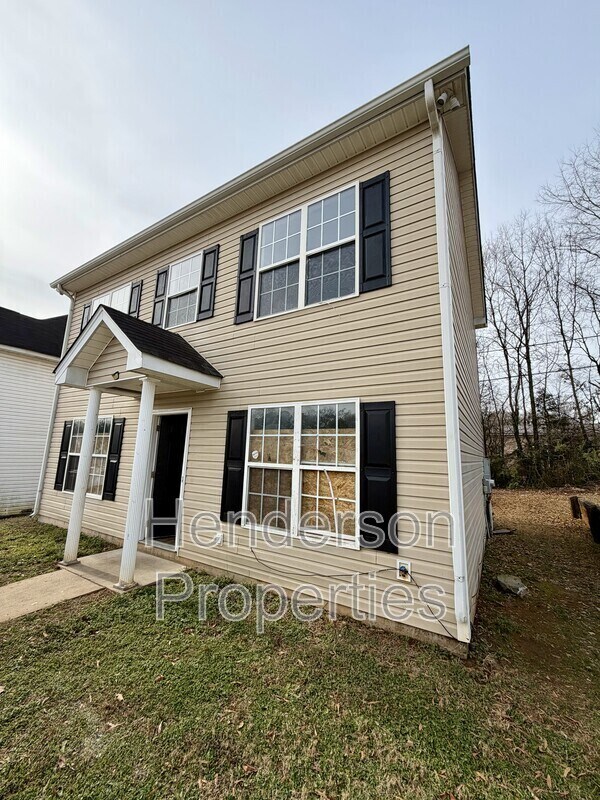 property at 3746 Glenwood Dr