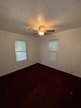 1506 NW Euclid Ave in Lawton, OK - Foto de edificio - Building Photo