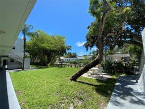 1925 Madison St in Hollywood, FL - Building Photo - Building Photo