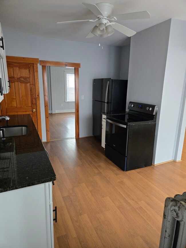 33 New St, Unit Half a duplex